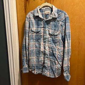 Lucky Brand Men’s Classic Fit Shirt size Small.